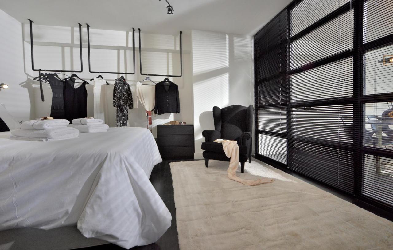 Ater Albus By K&K Aparthotel Атина Екстериор снимка